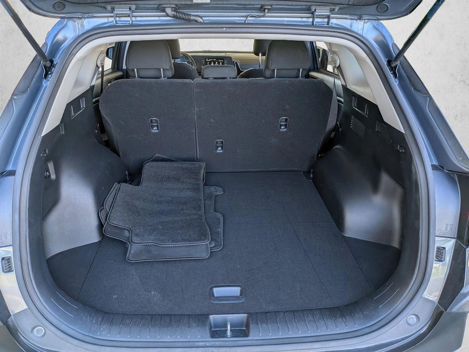 2025 Kia Sportage LX photo 5