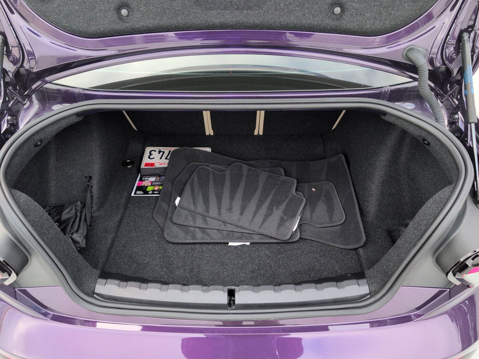 2024 BMW 230i photo 5