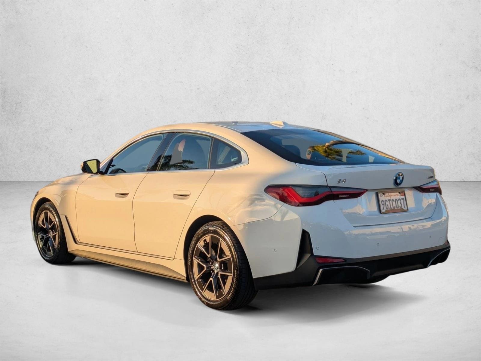 2023 Bmw i4 eDrive40 photo 3