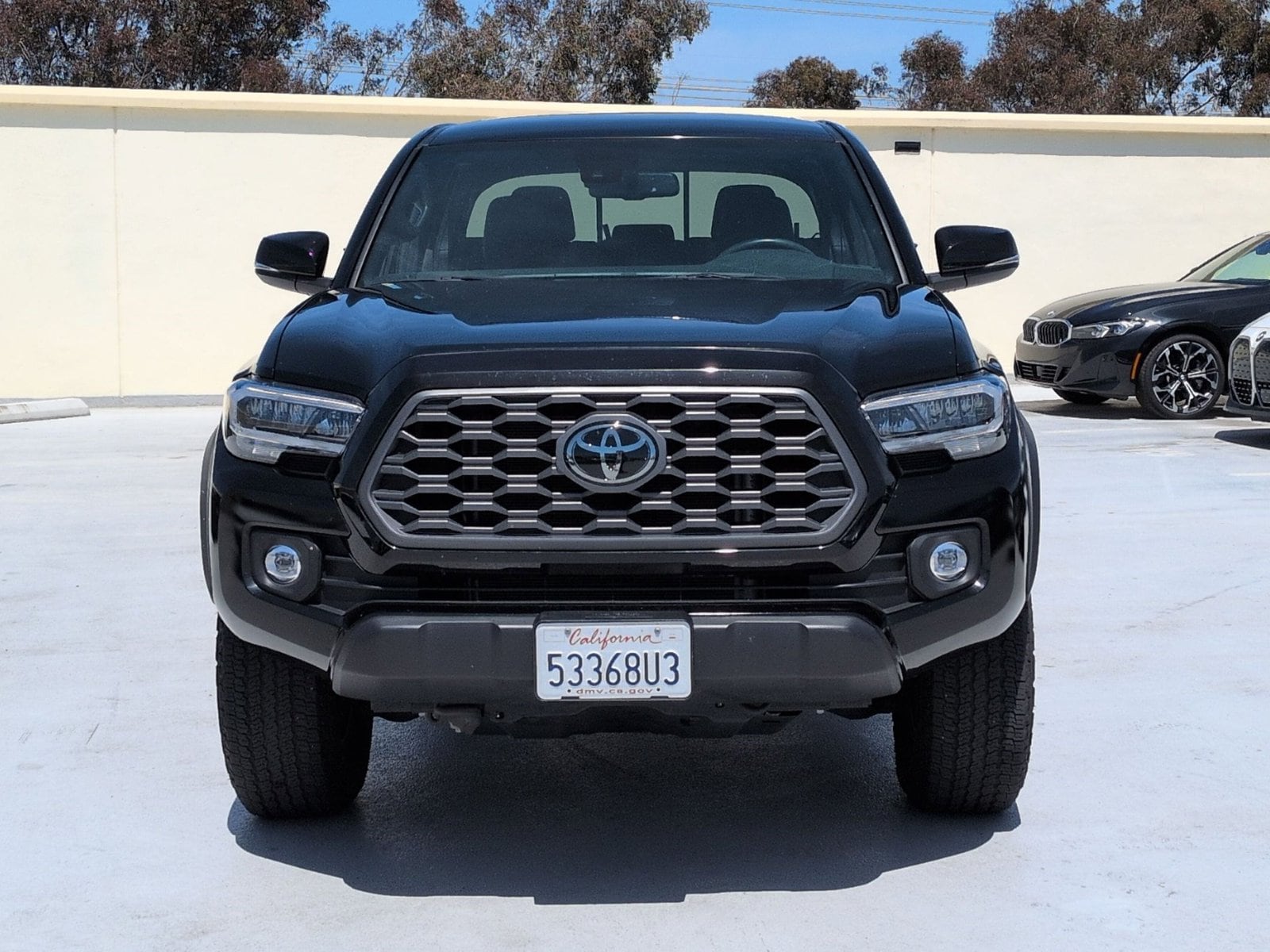 2023 Toyota Tacoma photo 2