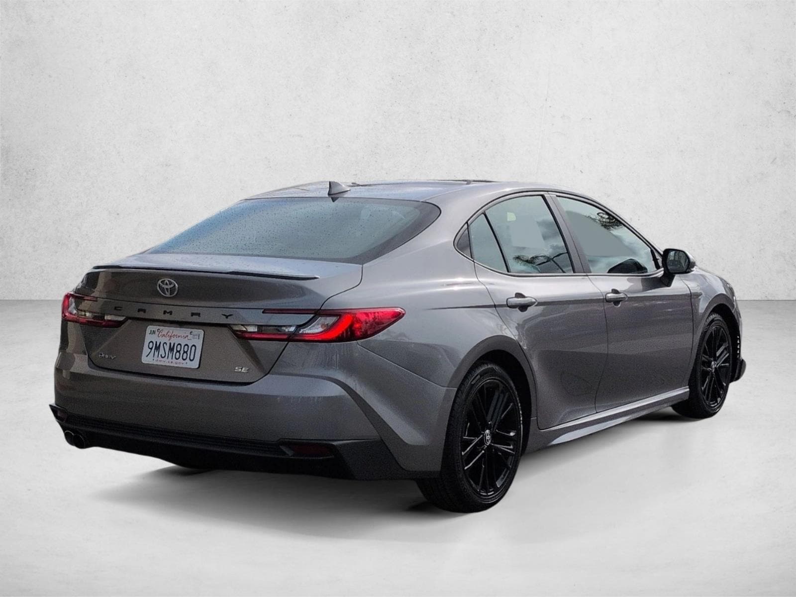 2025 Toyota Camry photo 4