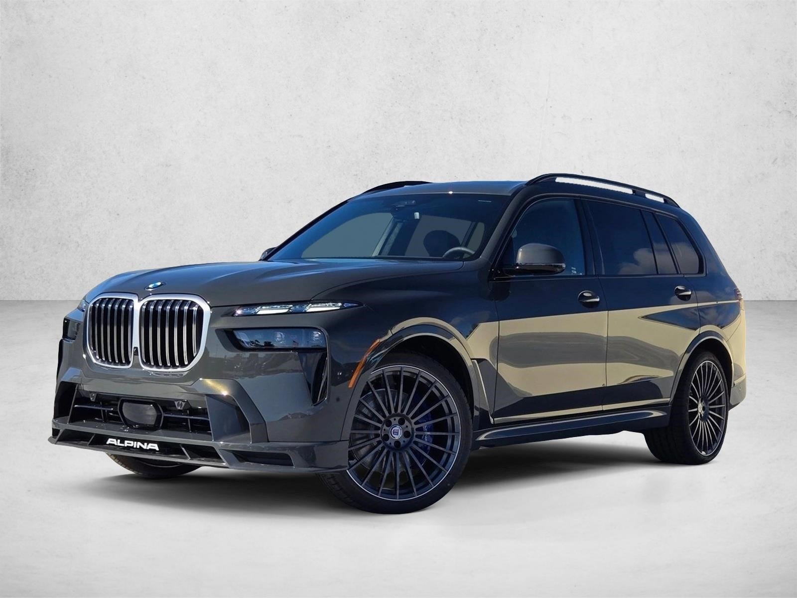 2026 BMW X7 ALPINA XB7's photo