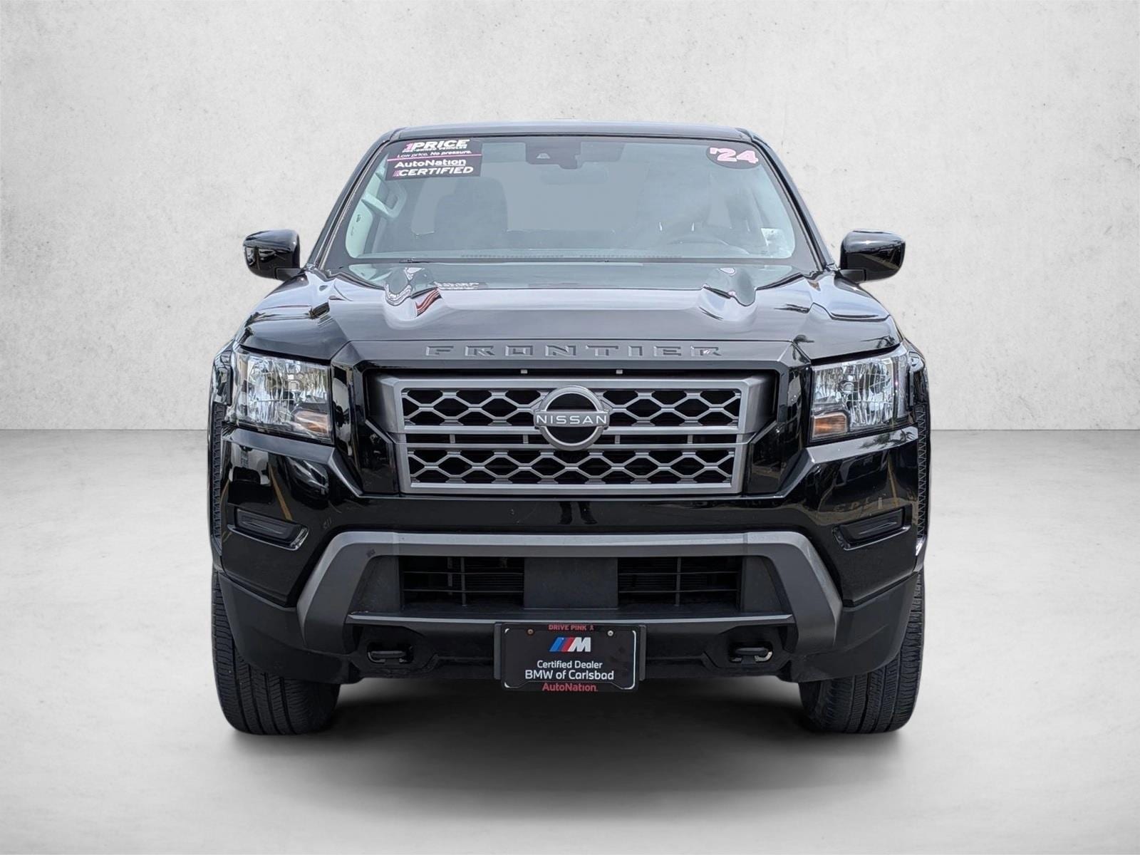 2024 Nissan Frontier photo 2