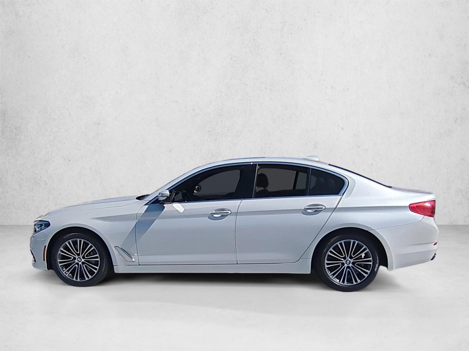 2018 Bmw 540i Sedan photo 2