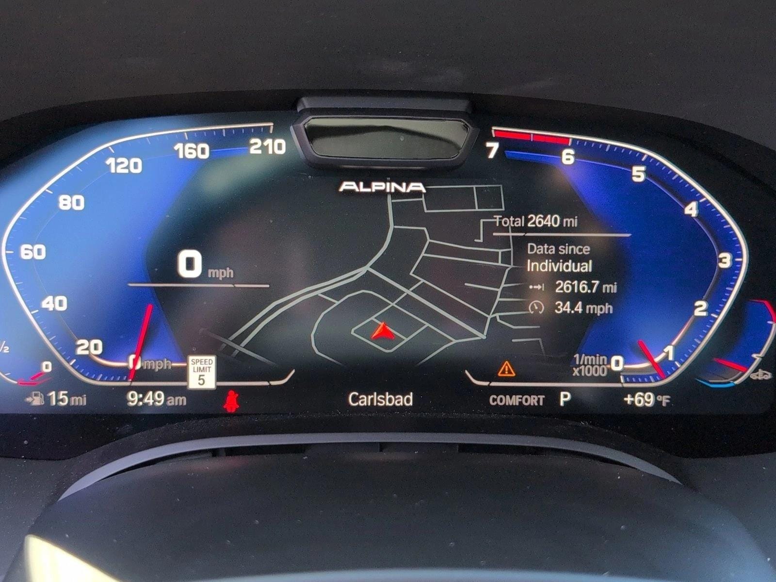 2025 BMW 8 Series Alpina B8 - Photo 11