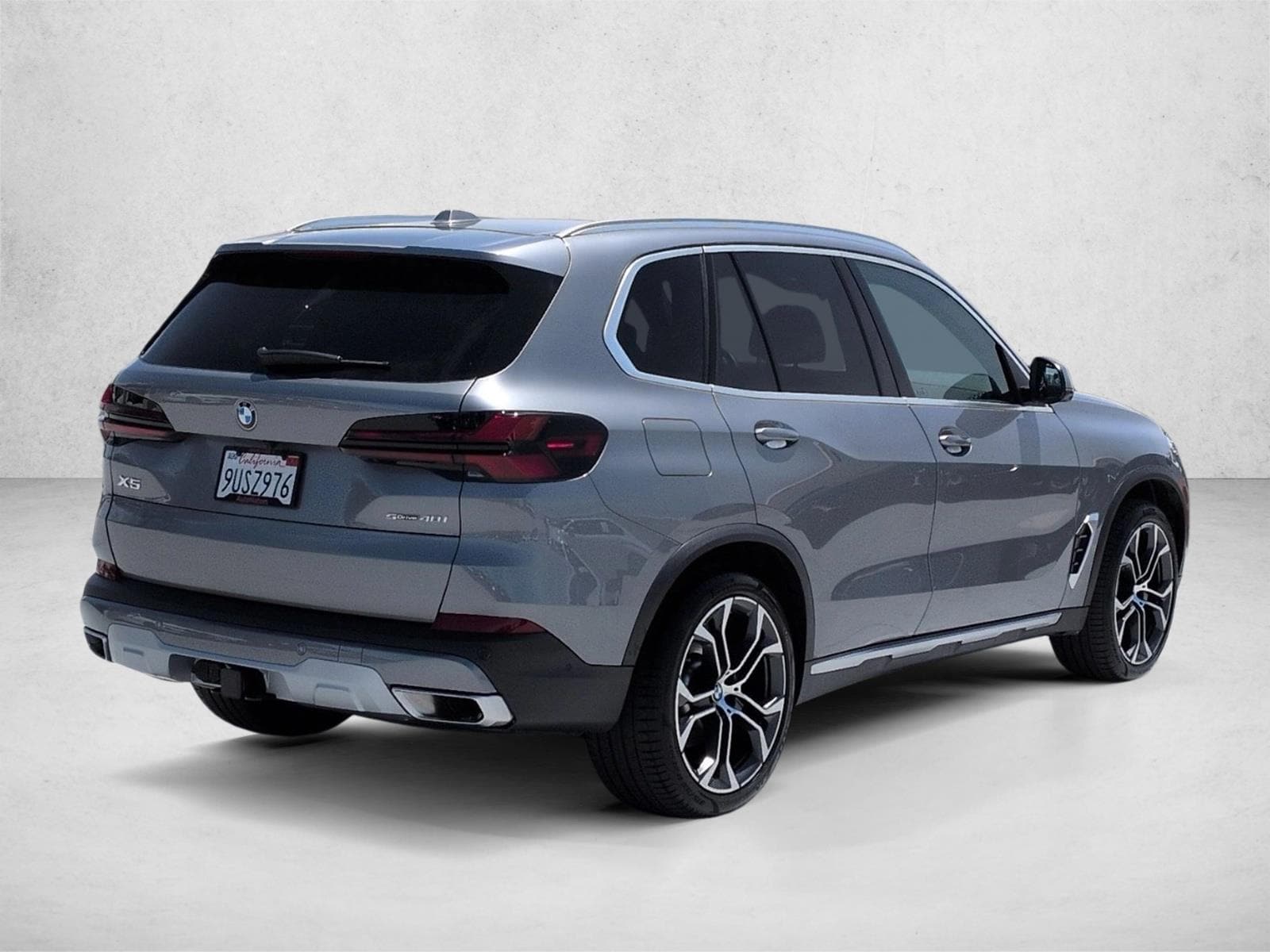 2026 BMW X5 sDrive40i photo 4