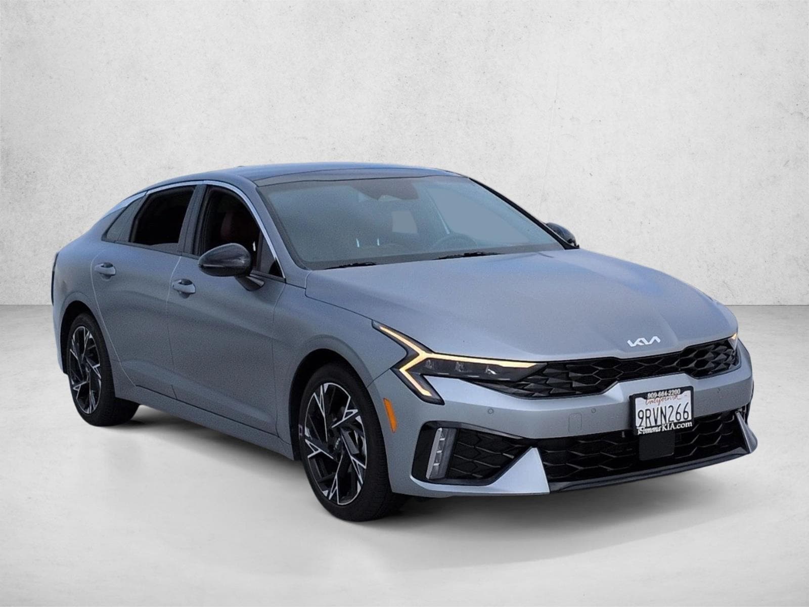 2025 Kia K5 GT-Line photo 3