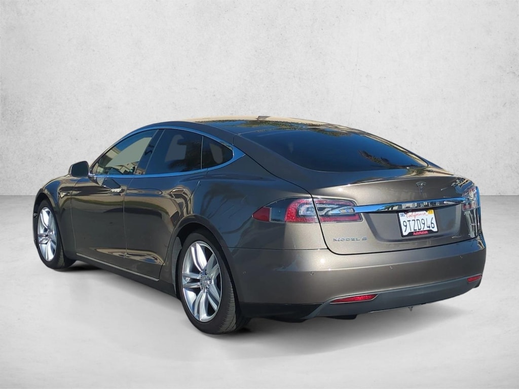 Used 2015 Tesla Model S  Sedan