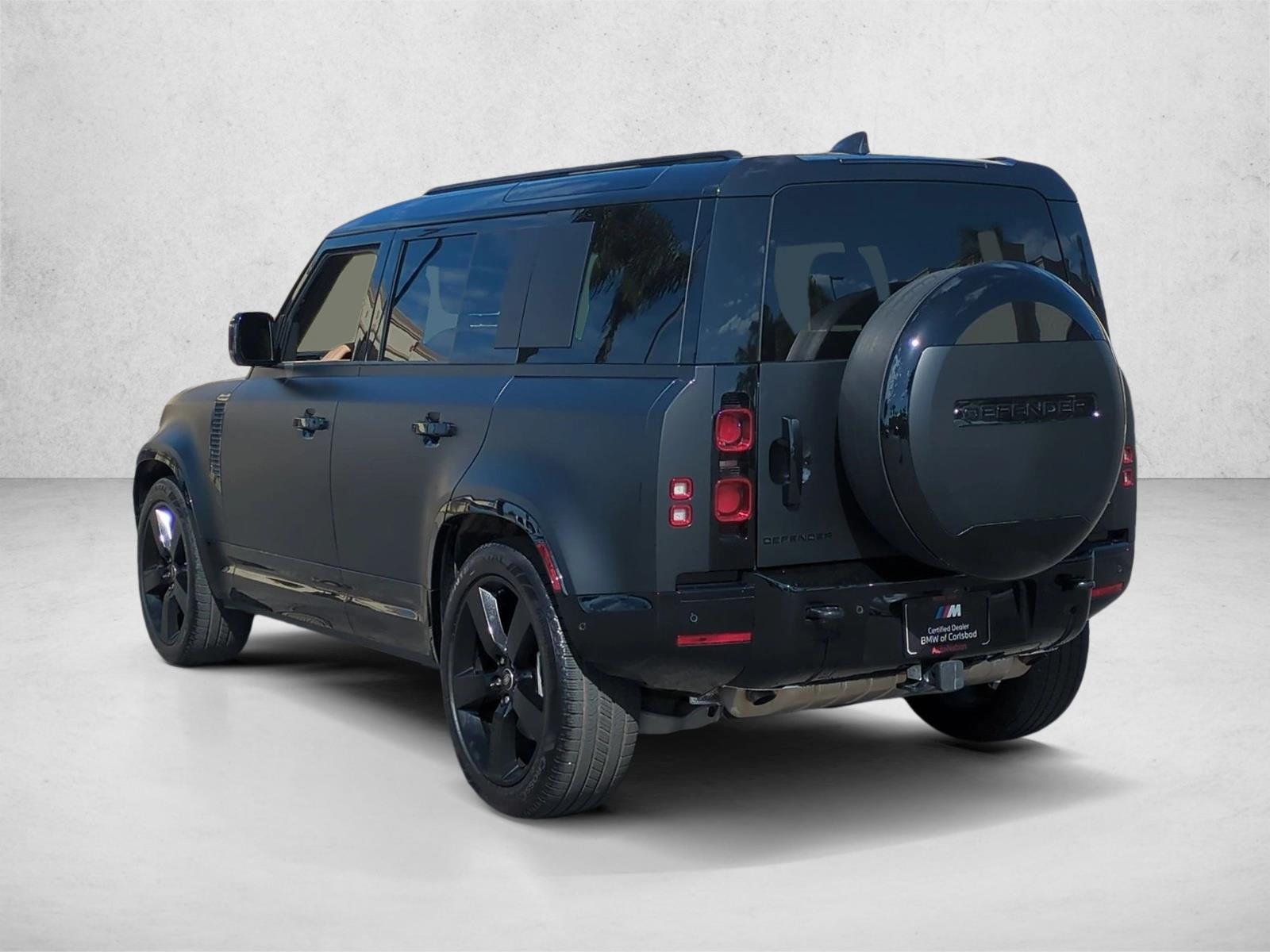 2025 Land Rover Defender 110 X-Dynamic SE photo 2