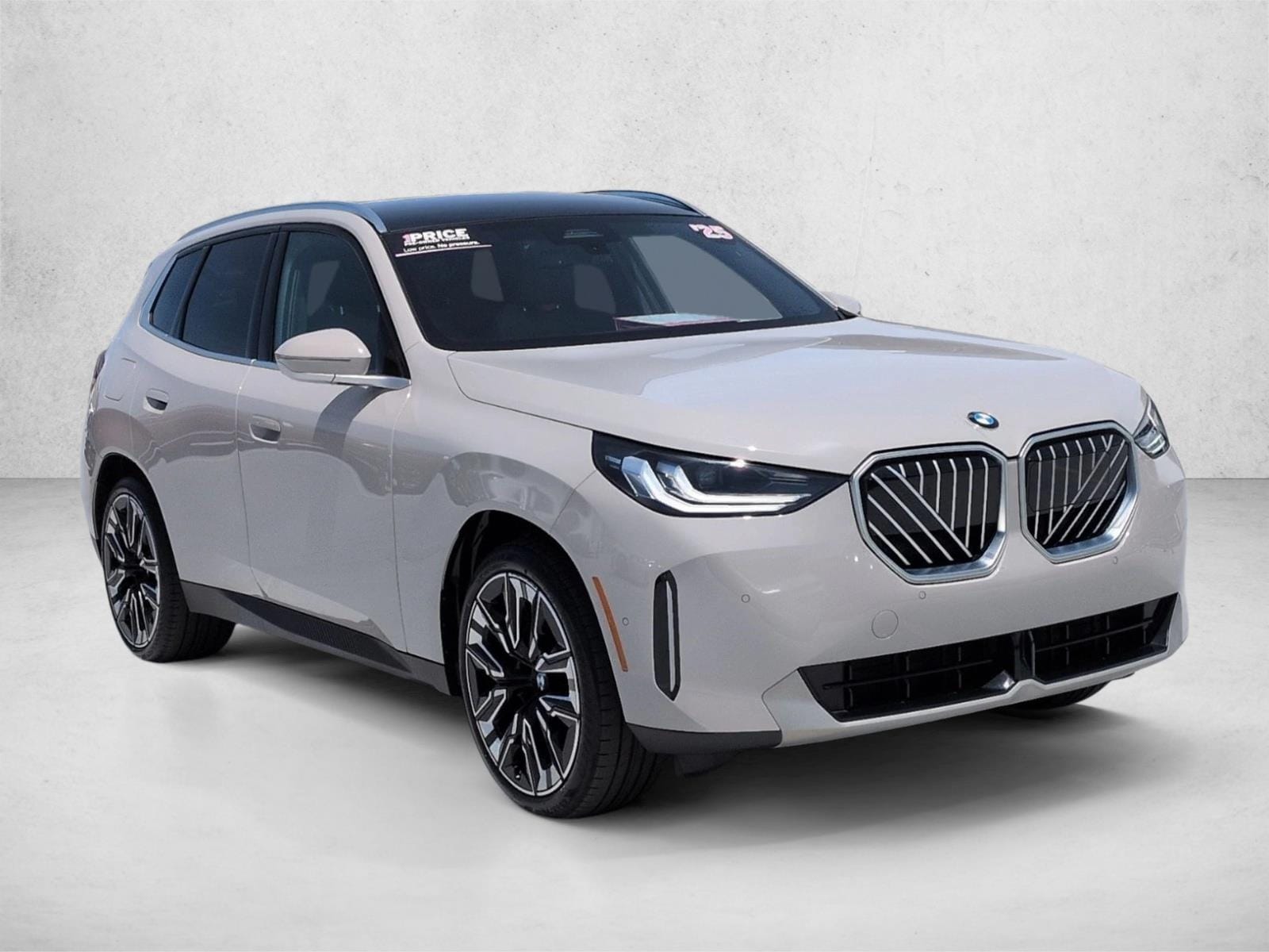 2025 BMW X3 30 xDrive photo 2