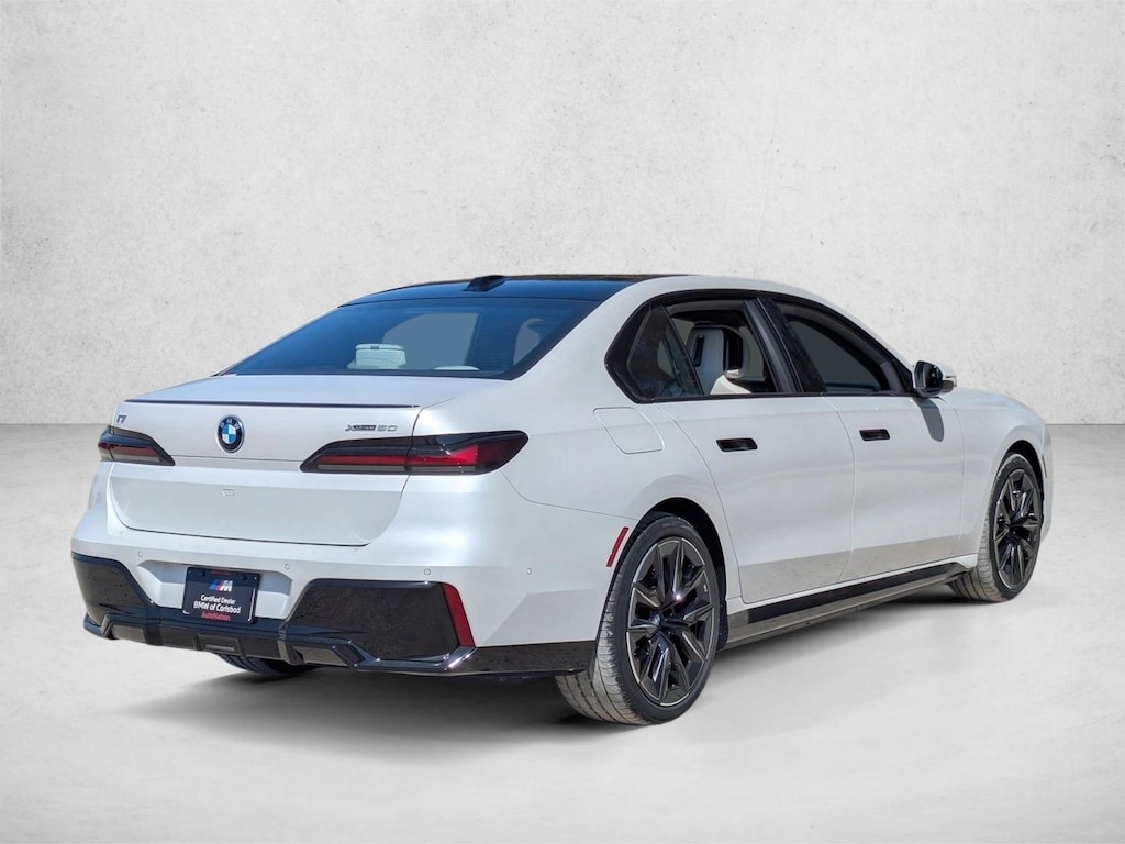 New 2026 BMW i7 xDrive60 Sedan