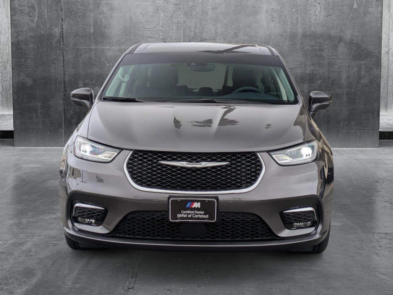 Used 2022 Chrysler Pacifica Hybrid Touring L with VIN 2C4RC1L78NR220478 for sale in Carlsbad, CA