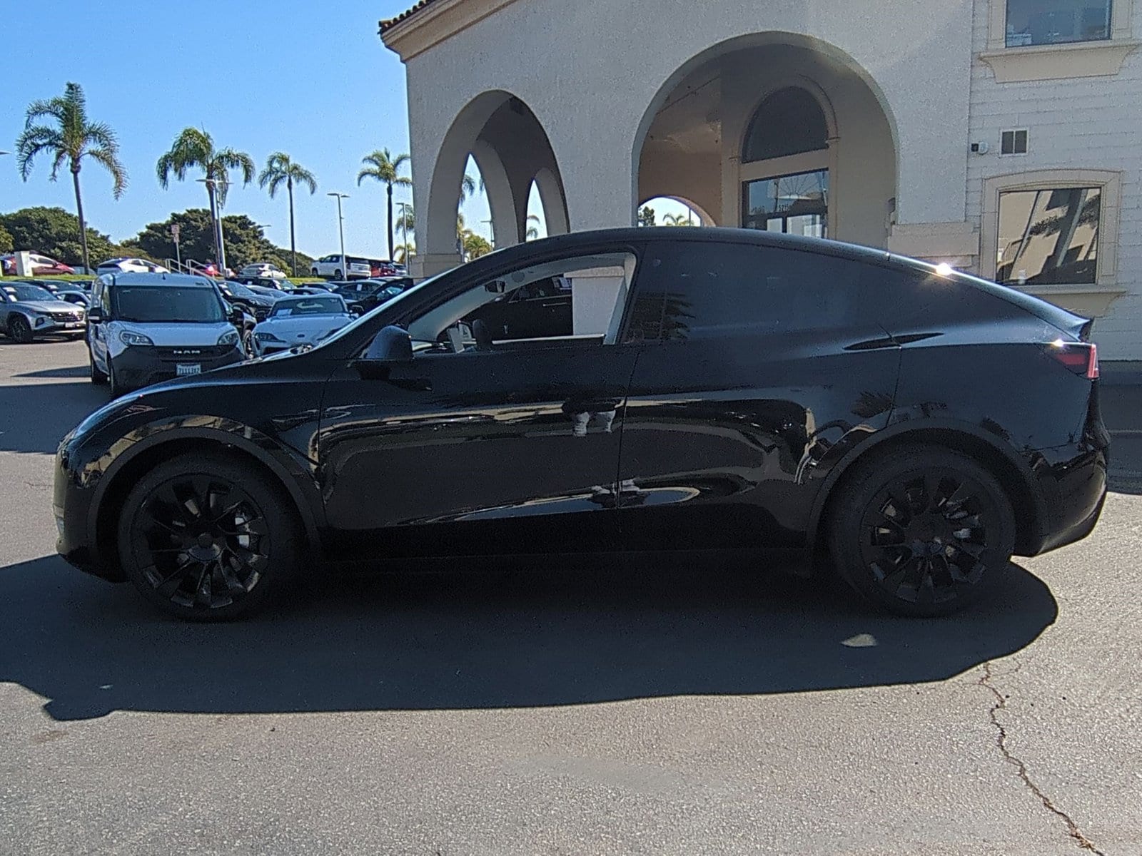 Used 2021 Tesla Model Y Long Range with VIN 5YJYGDEE1MF130614 for sale in Carlsbad, CA