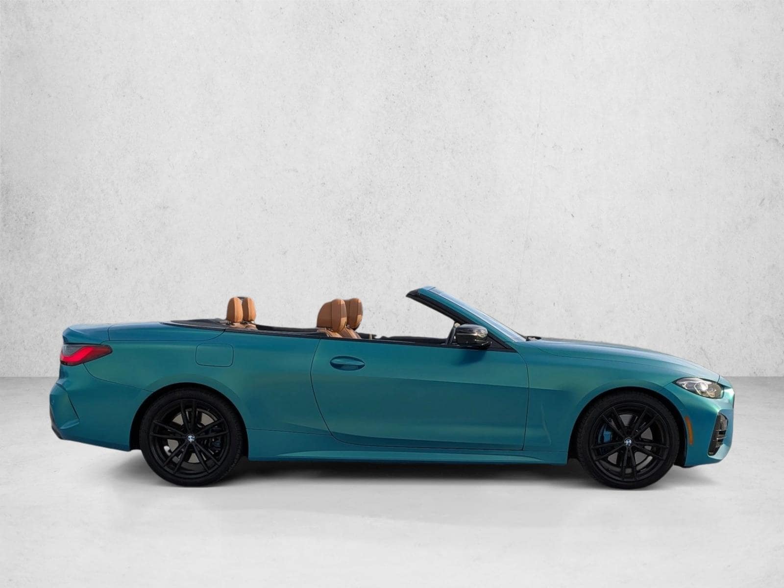 2021 BMW M440i photo 4