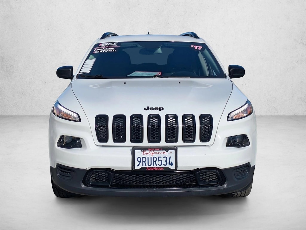 Used 2017 Jeep Cherokee Sport FWD SUV