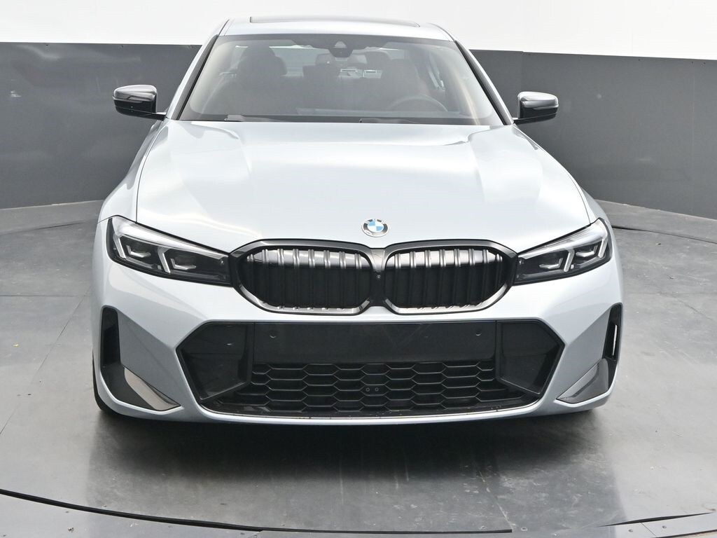 2025 Bmw 330i photo 2