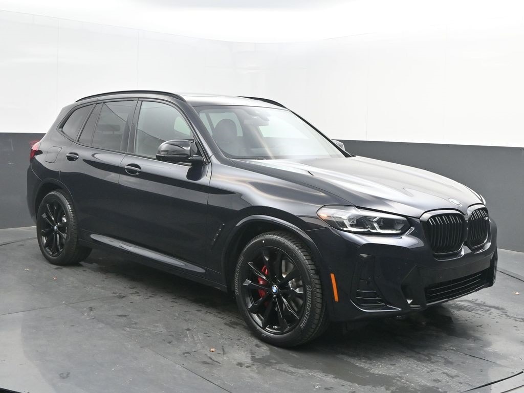 2023 BMW X3 40i's photo
