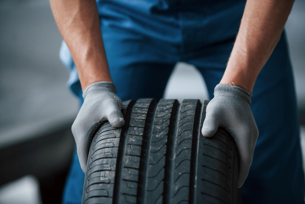 flat tire repair near arbor place mall