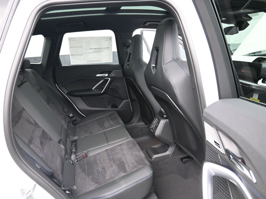 2026 BMW X1 M35i - Photo 31