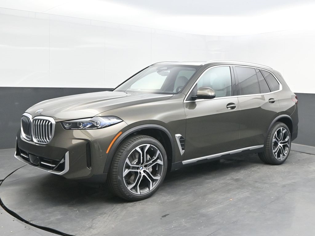 New 2026 BMW X5 sDrive40i SUV