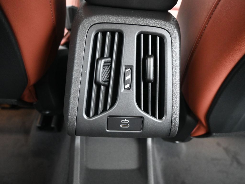 2026 BMW X2 28i - Photo 32