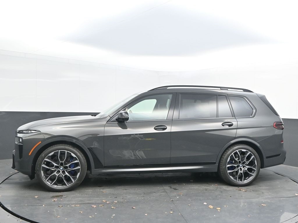 New 2026 BMW X7 M60i SUV