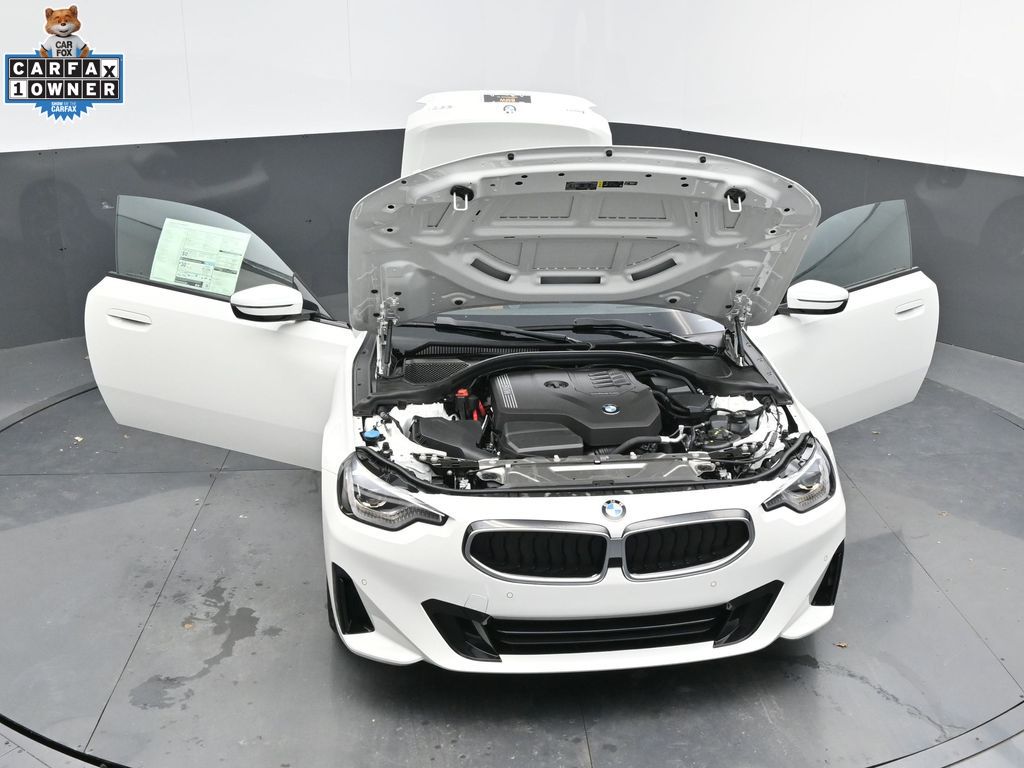 2025 BMW 2 Series 230i - Photo 41