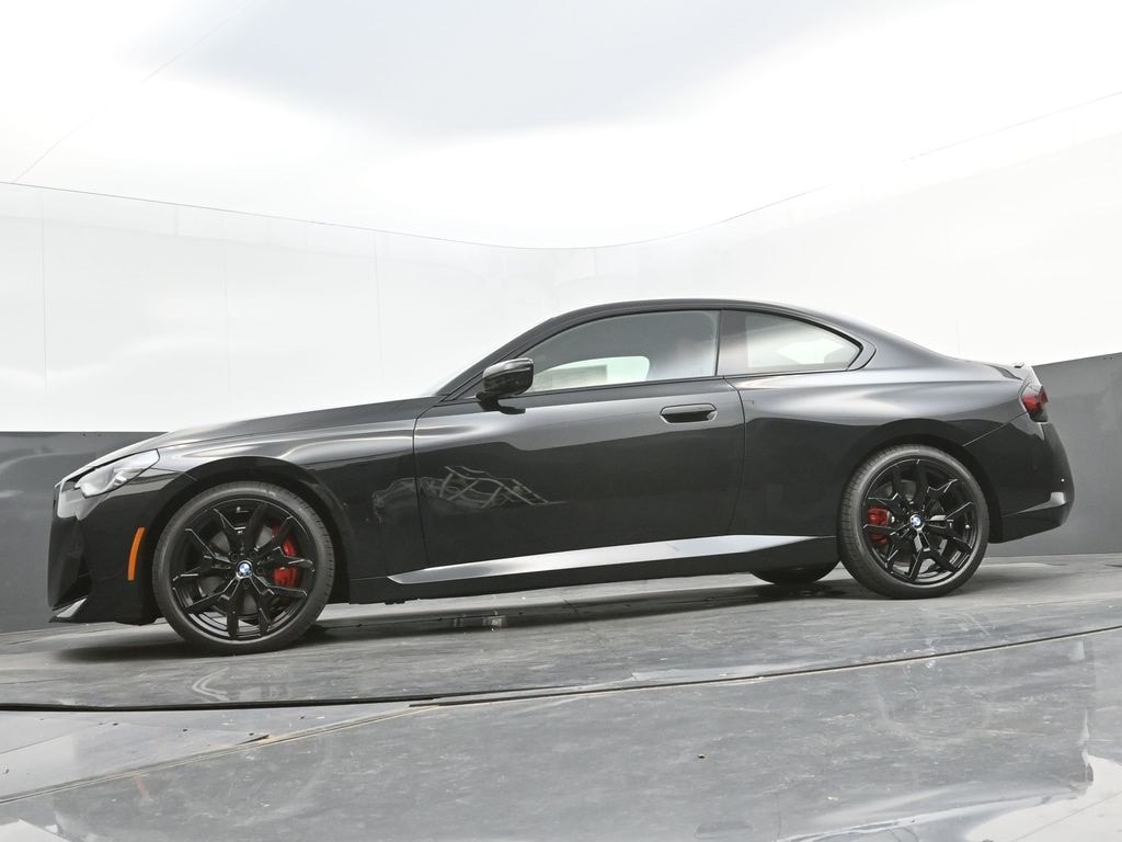 2025 BMW 2 Series 230i - Photo 31