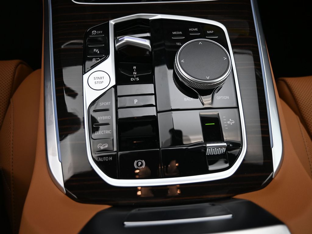 2026 BMW X5 50e - Photo 18