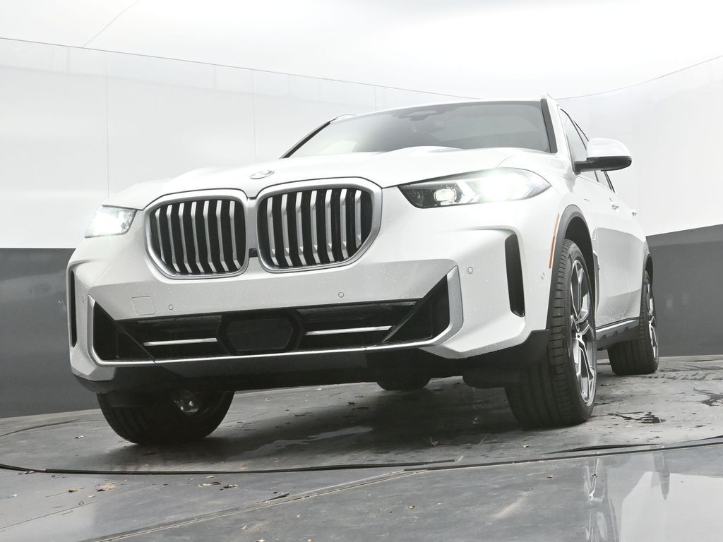 2026 BMW X5 50e - Photo 55