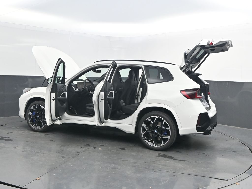 2026 BMW X1 M35i - Photo 57