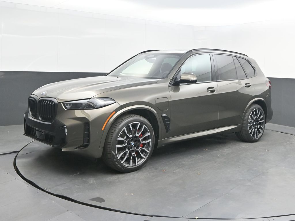 2026 BMW X5 xDrive50e's photo