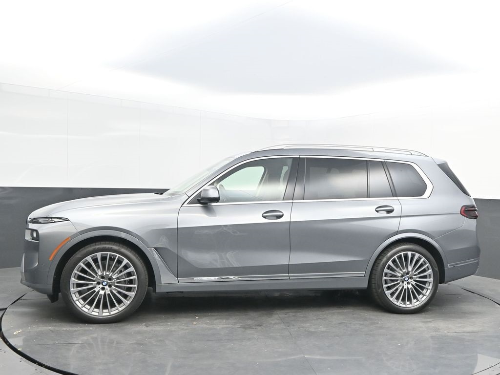 New 2026 BMW X7 xDrive40i SUV