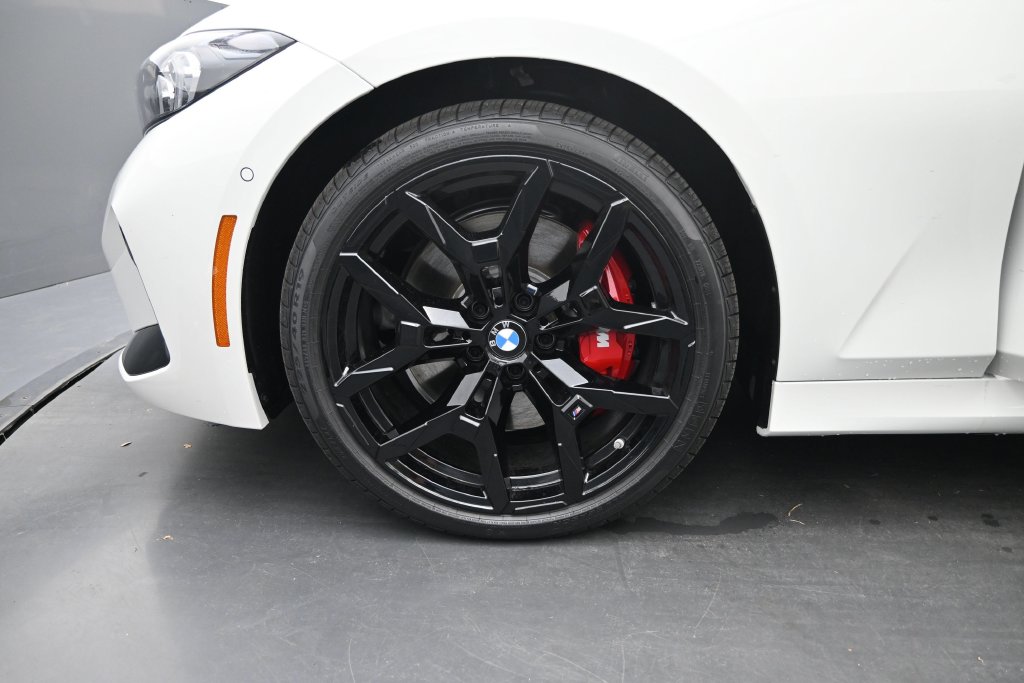 New 2026 BMW 3 Series 330i Sedan