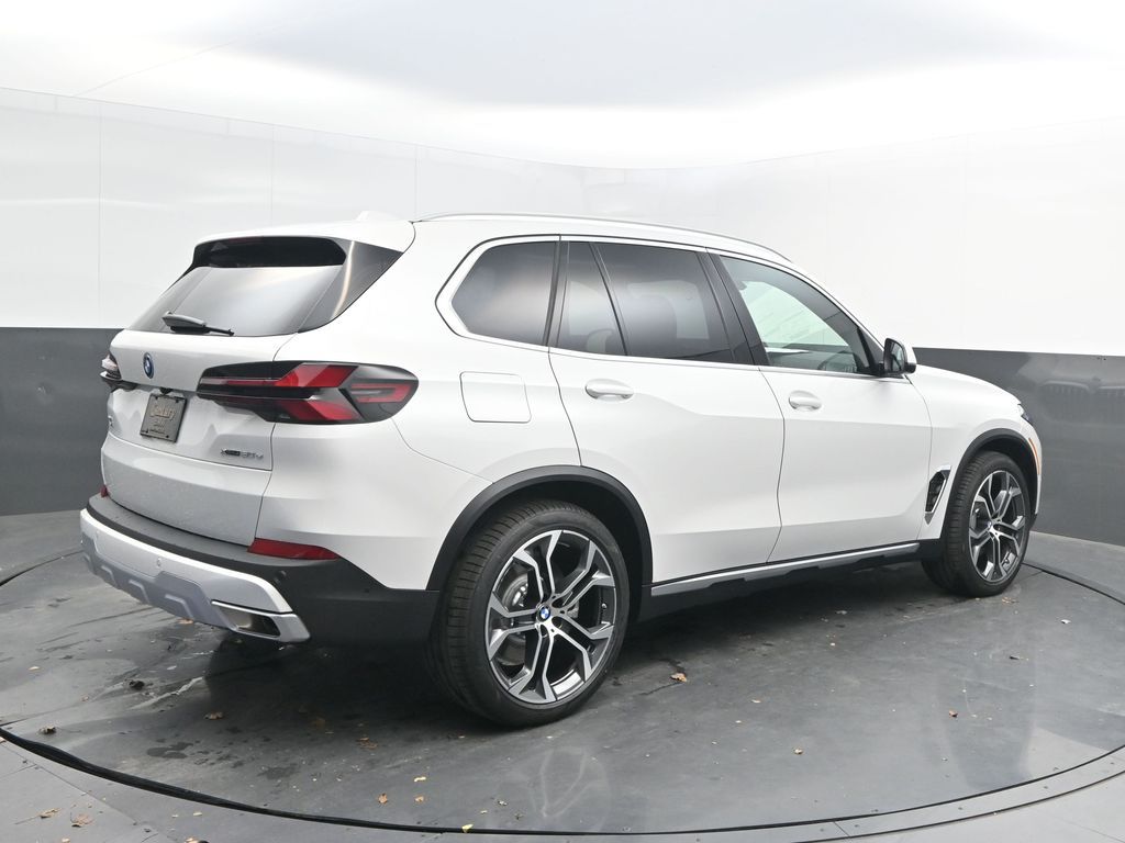 2026 BMW X5 50e - Photo 7