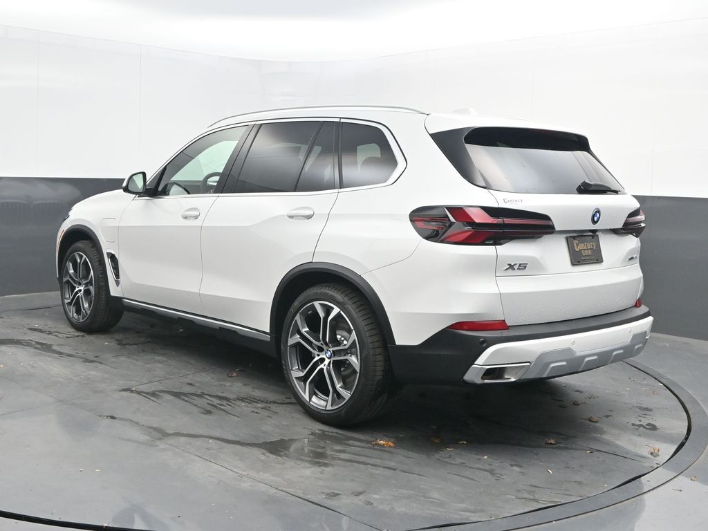 2026 BMW X5 50e - Photo 3