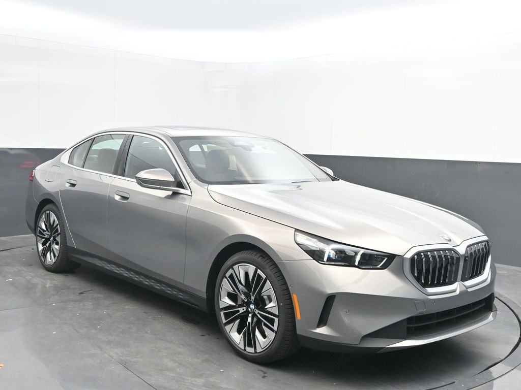 2026 BMW 5 Series 530i's photo