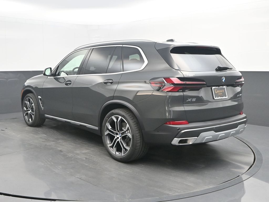 New 2026 BMW X5 xDrive40i SUV