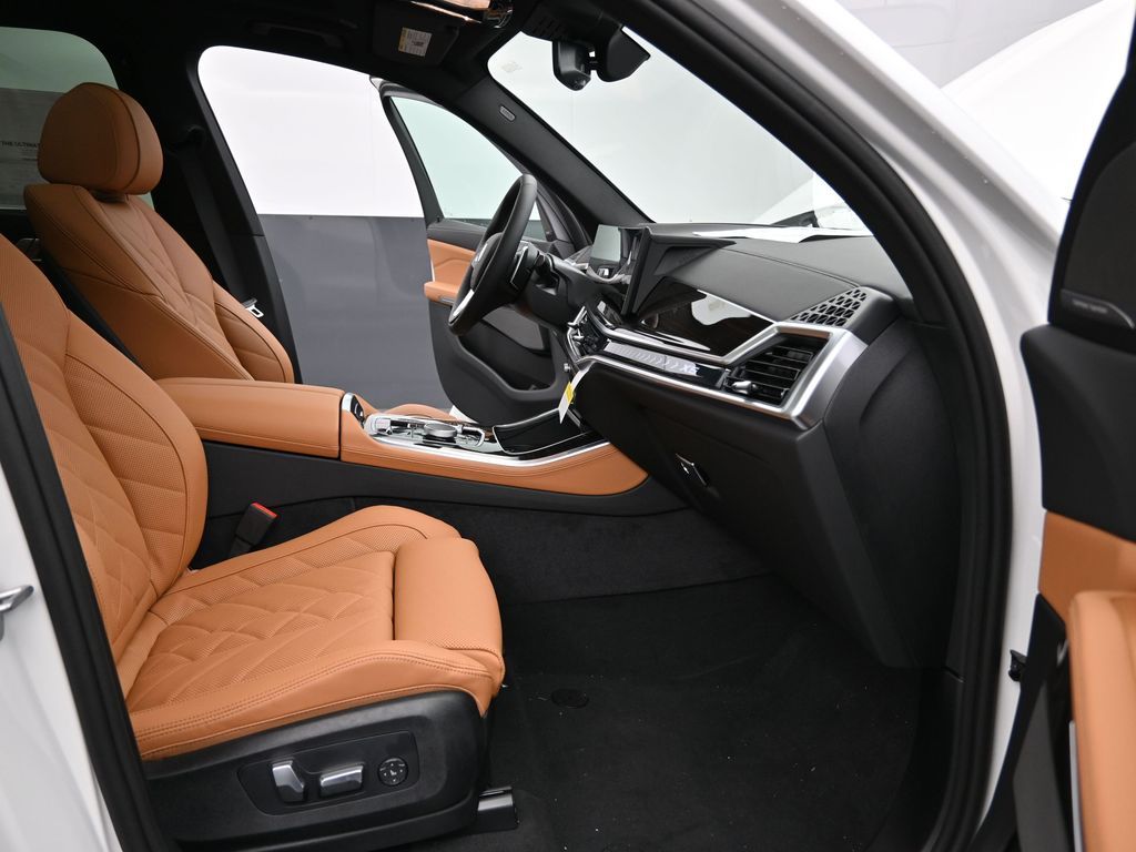2026 BMW X5 50e - Photo 27