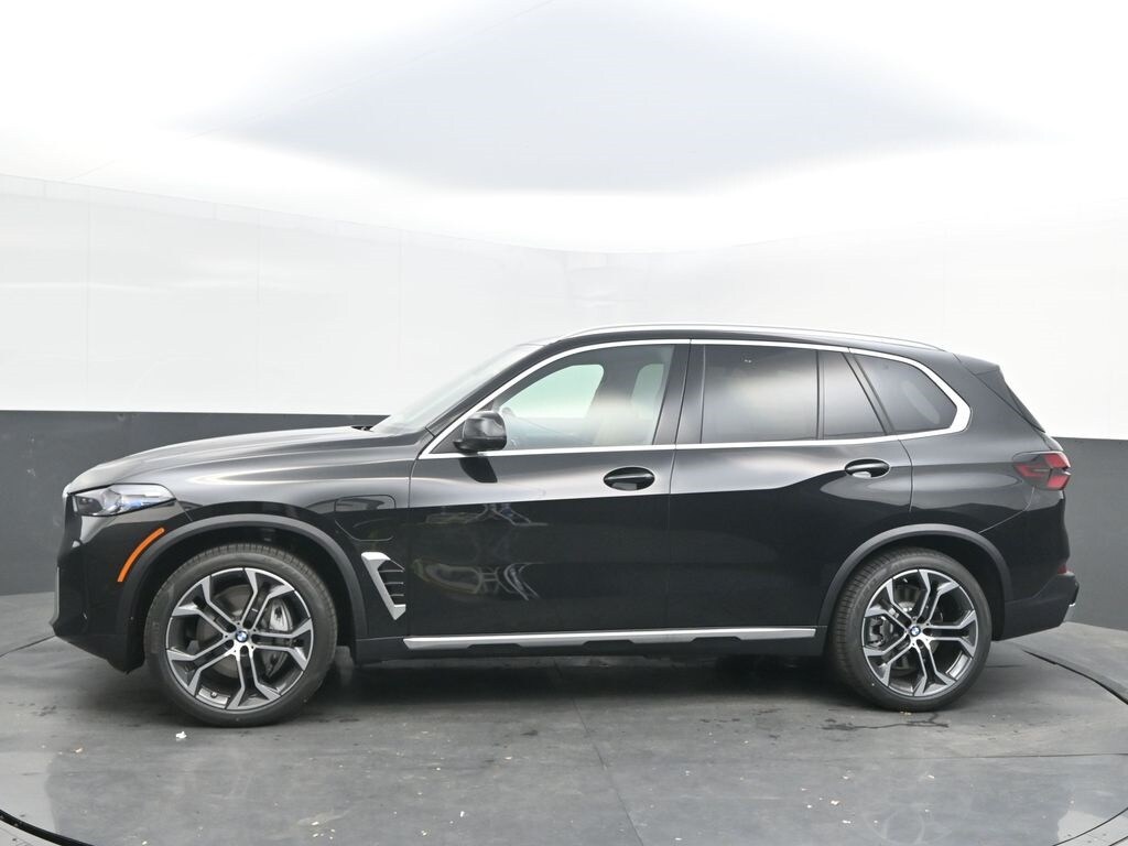 New 2026 BMW X5 xDrive50e SUV