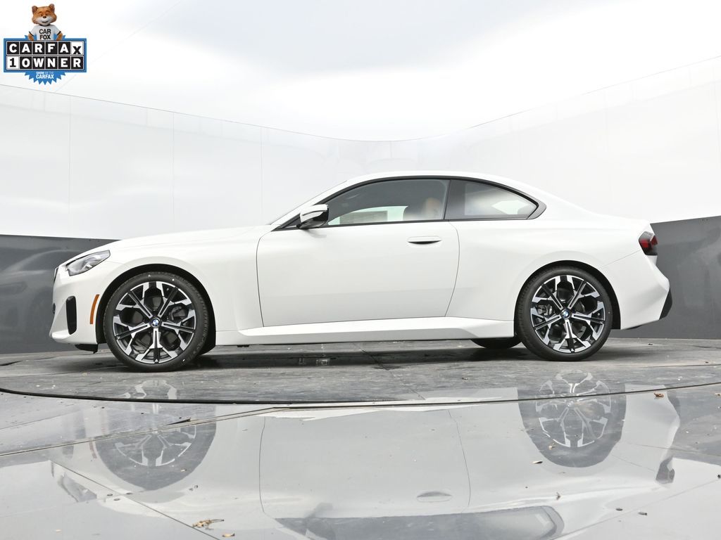 2025 BMW 2 Series 230i - Photo 32