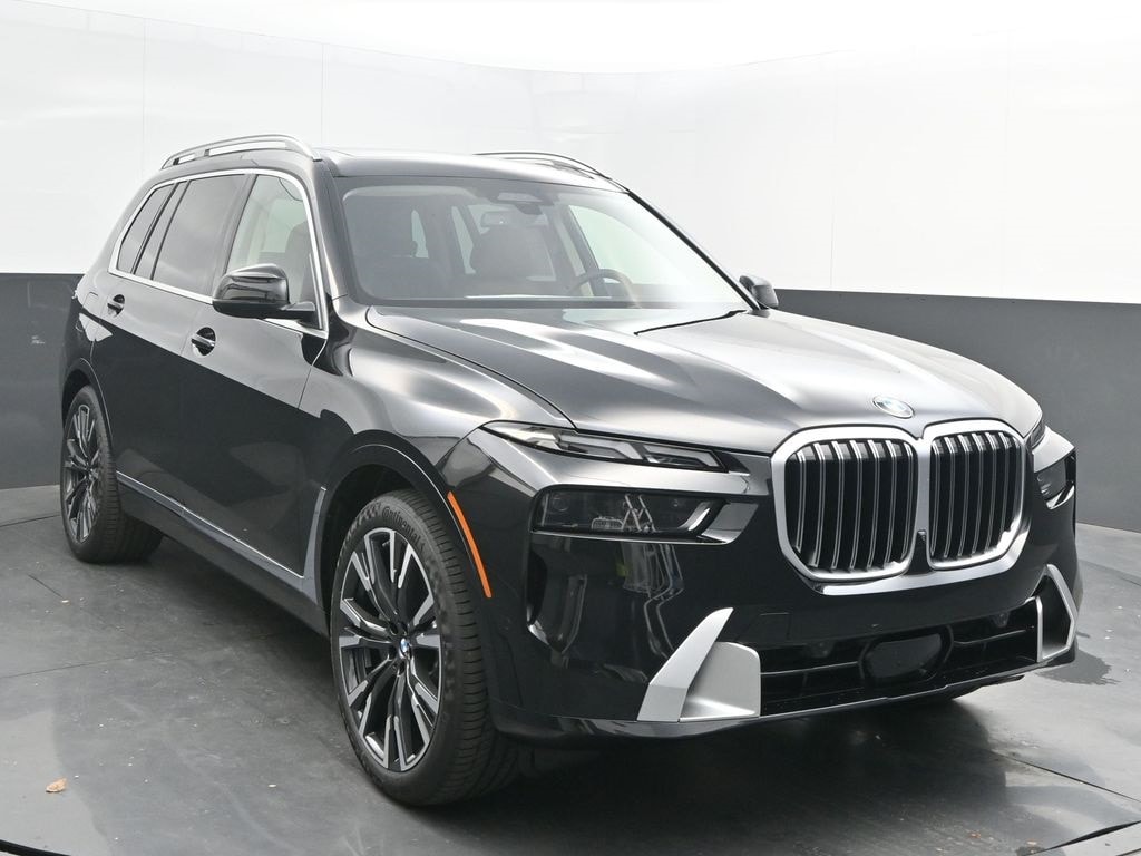 2026 BMW X7 40i's photo