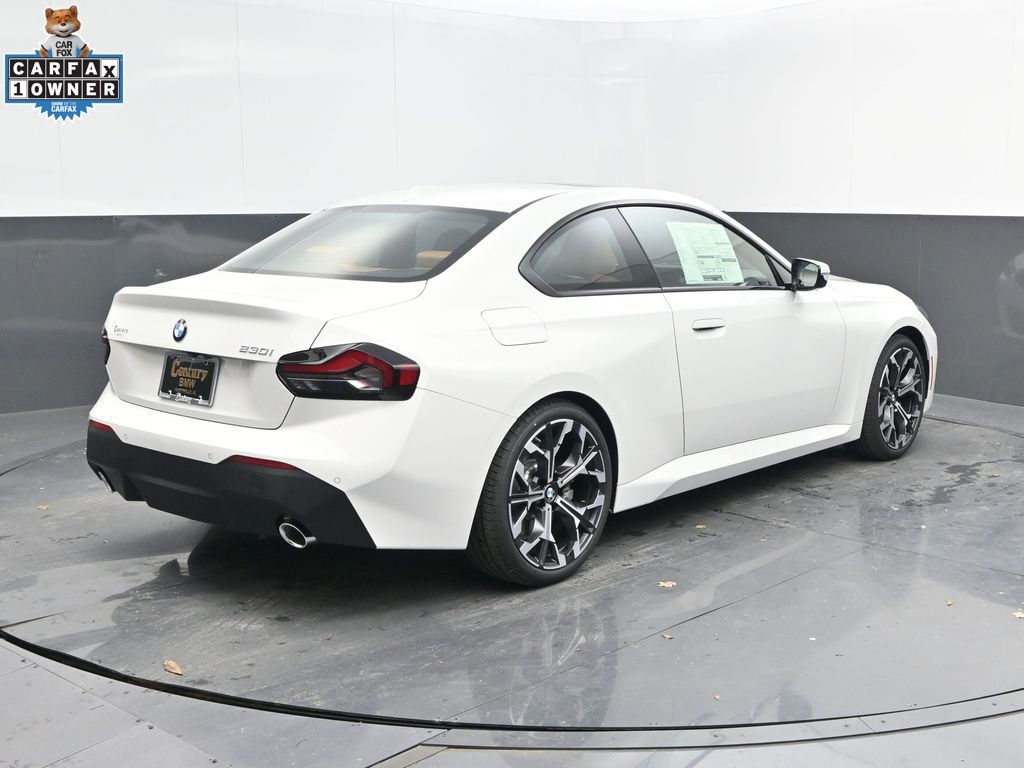 2025 BMW 2 Series 230i - Photo 7
