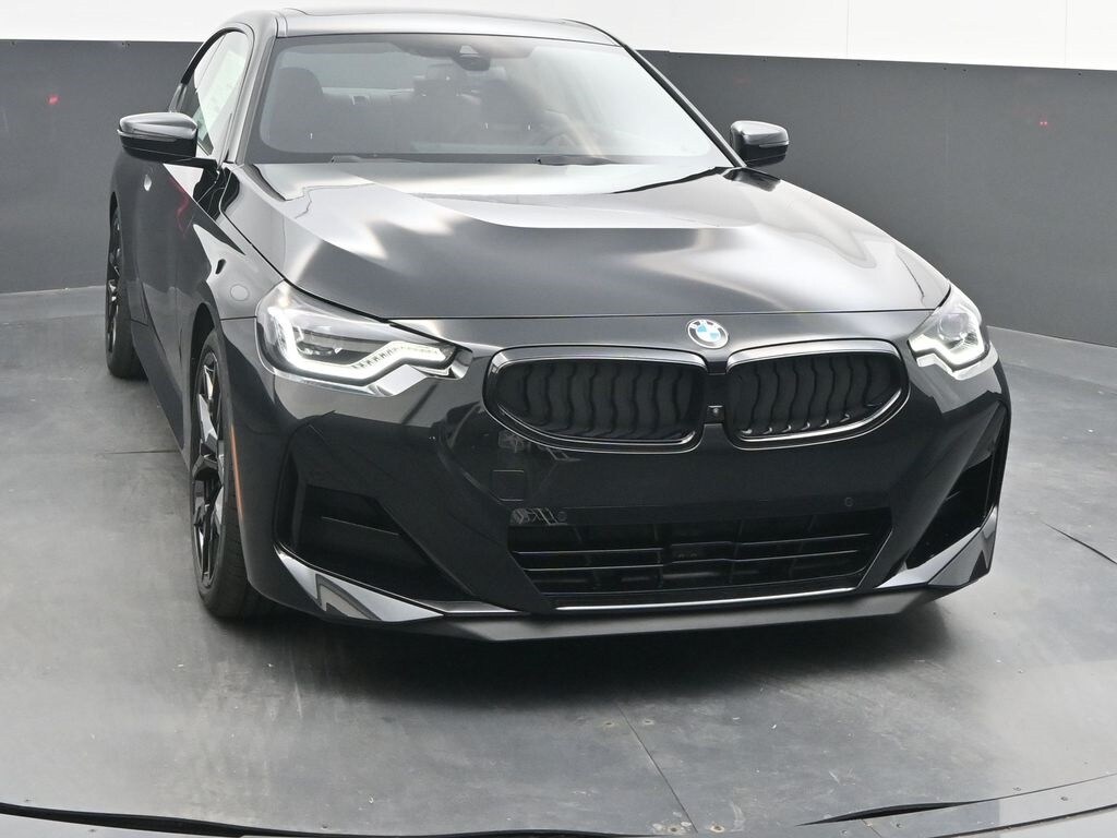 2025 Bmw 230i photo 2