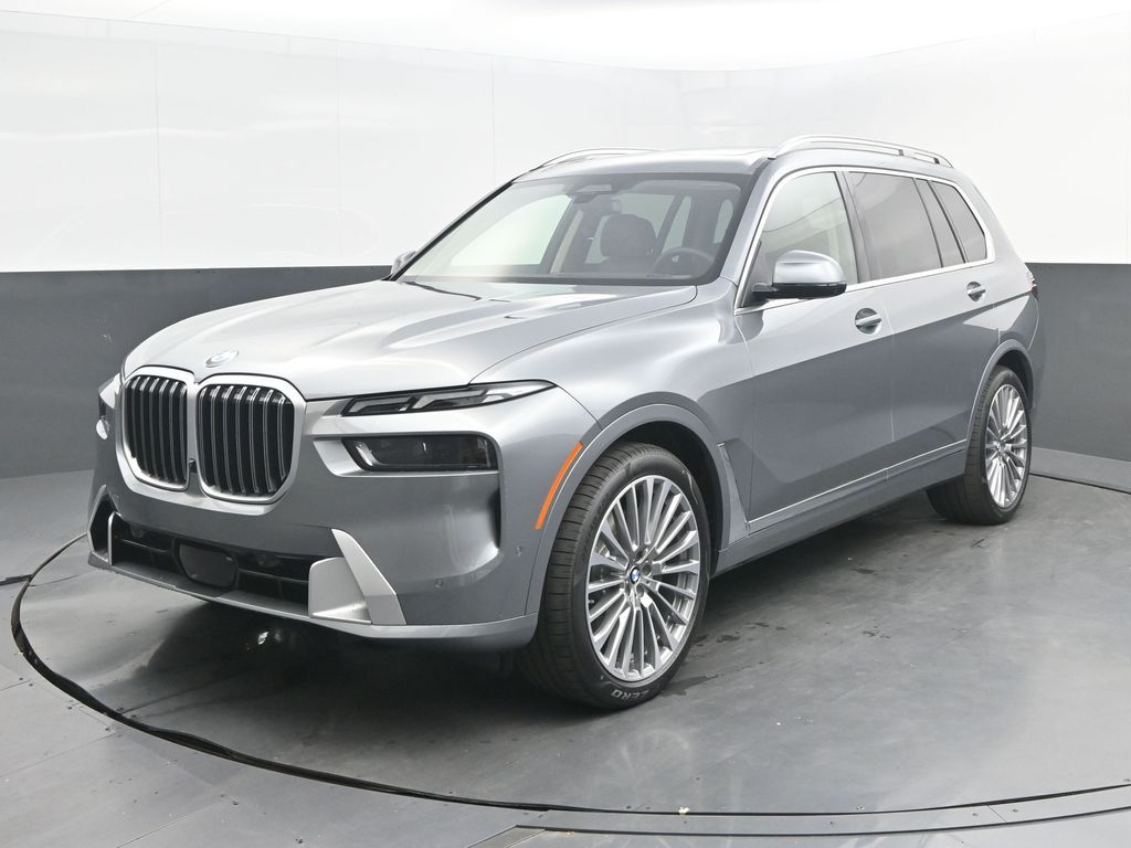 2026 BMW X7 xDrive40i's photo