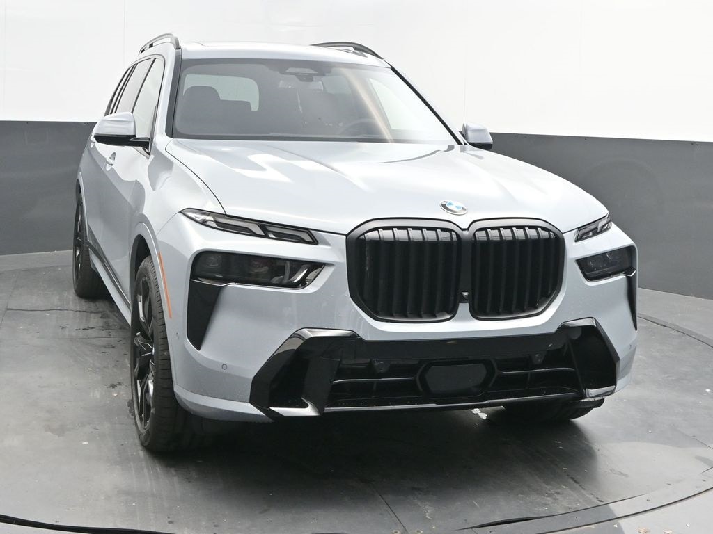 New 2026 BMW X7 xDrive40i SUV