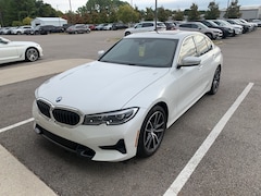2022 BMW 3 Series 330i Sedan
