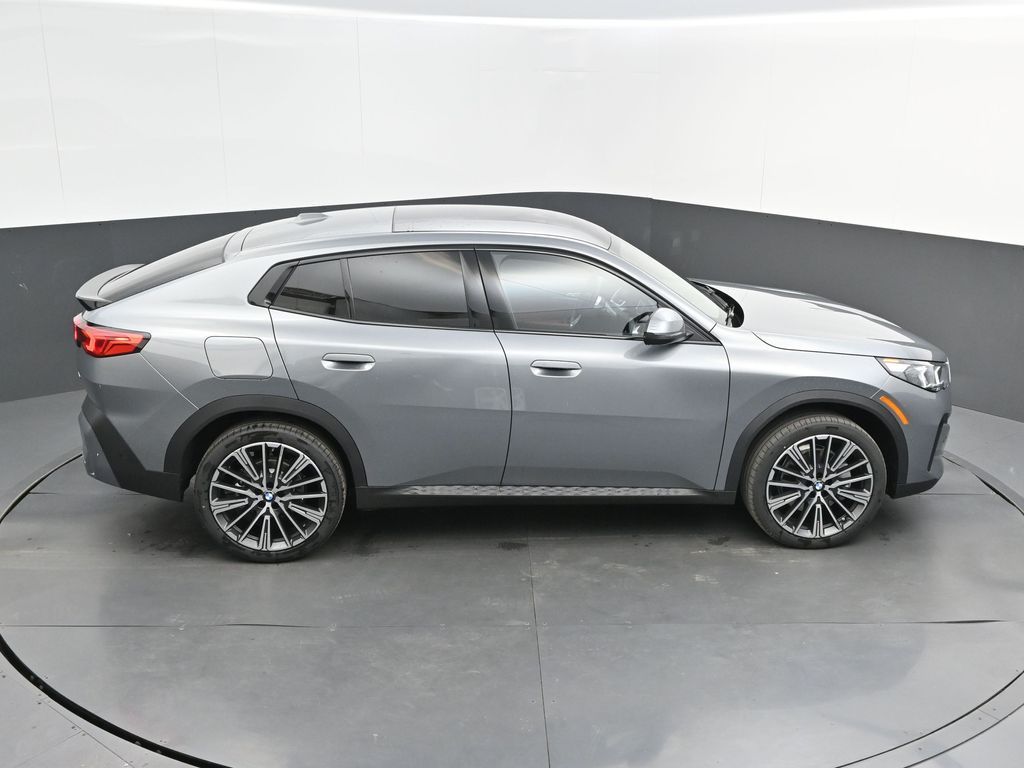 2026 BMW X2 28i - Photo 39