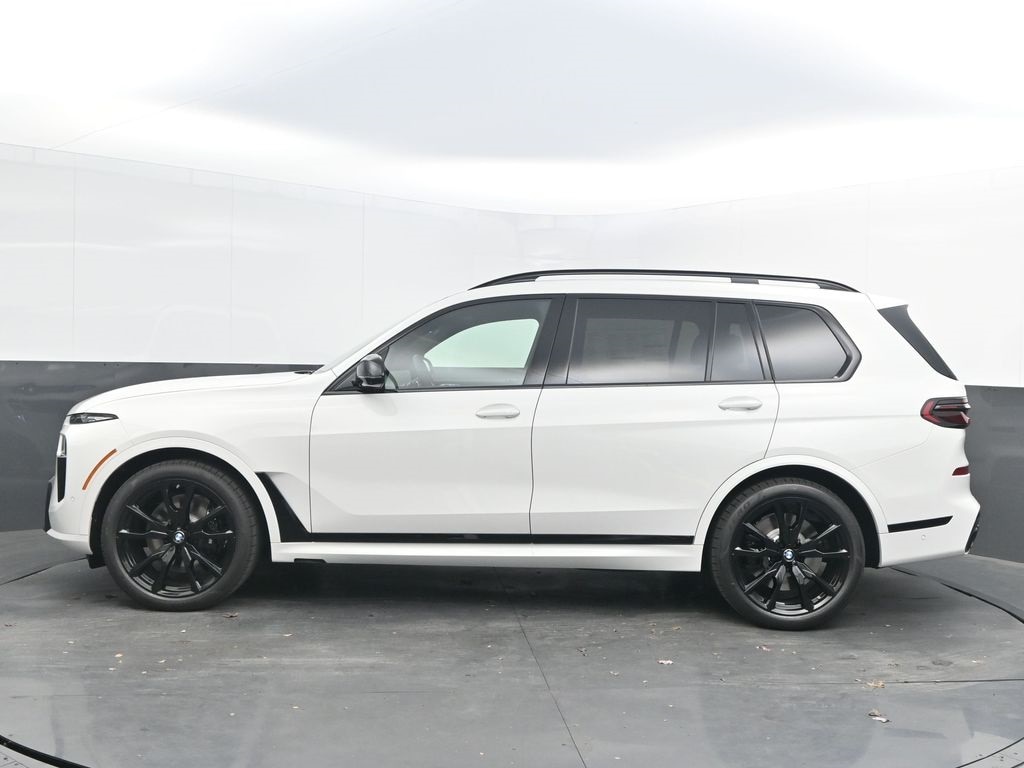 New 2026 BMW X7 M60i SUV