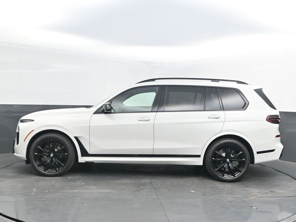 2026 Bmw X7 M60i photo 4